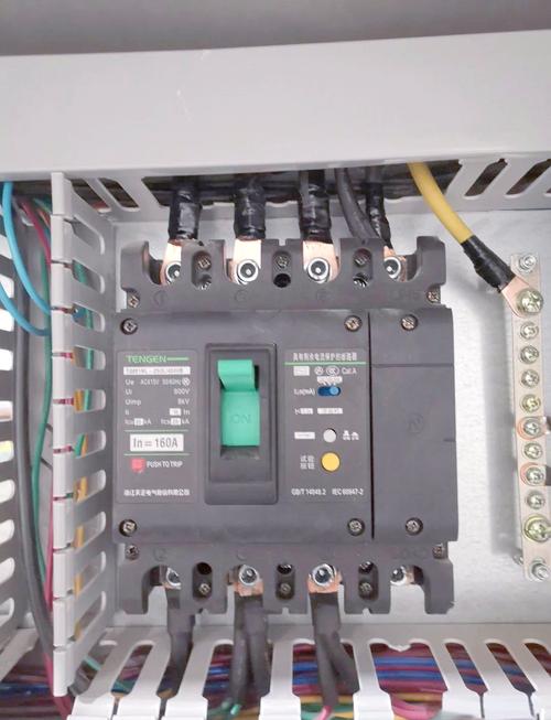 漏电保护器与空气开关的区别